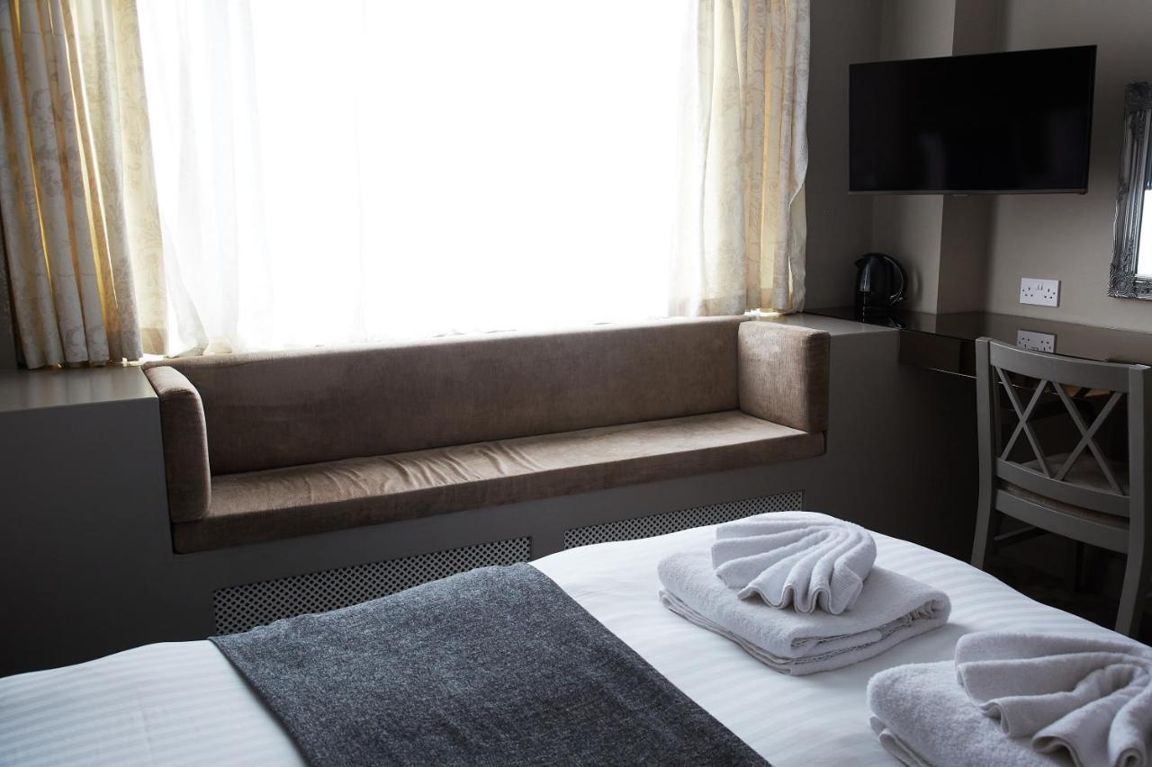 The Orwell Hotel Филикстоу Екстериор снимка