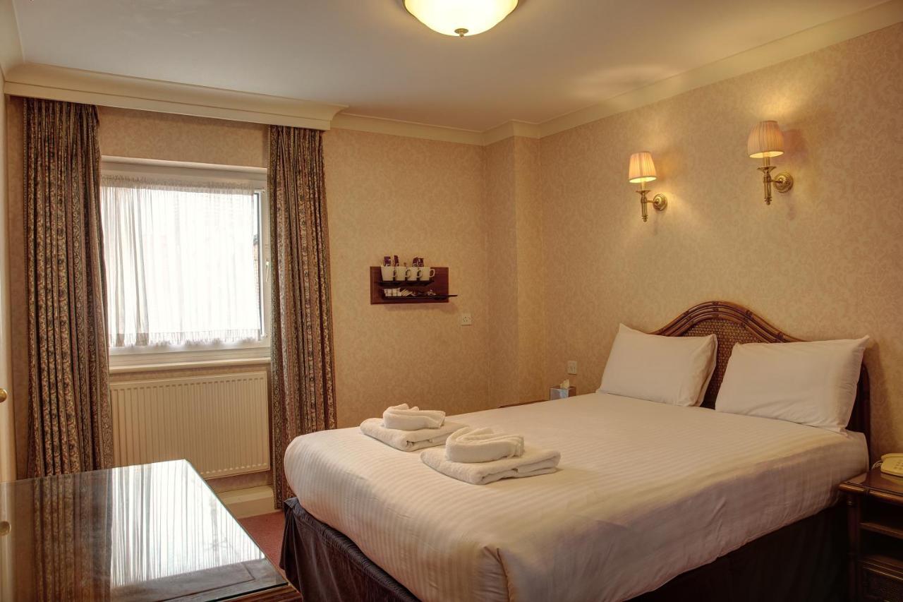 The Orwell Hotel Филикстоу Екстериор снимка