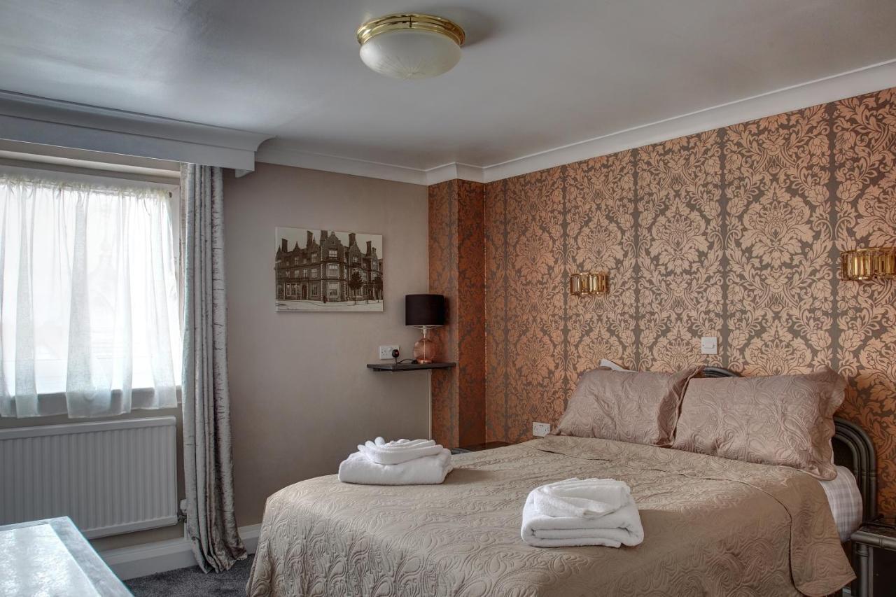The Orwell Hotel Филикстоу Екстериор снимка