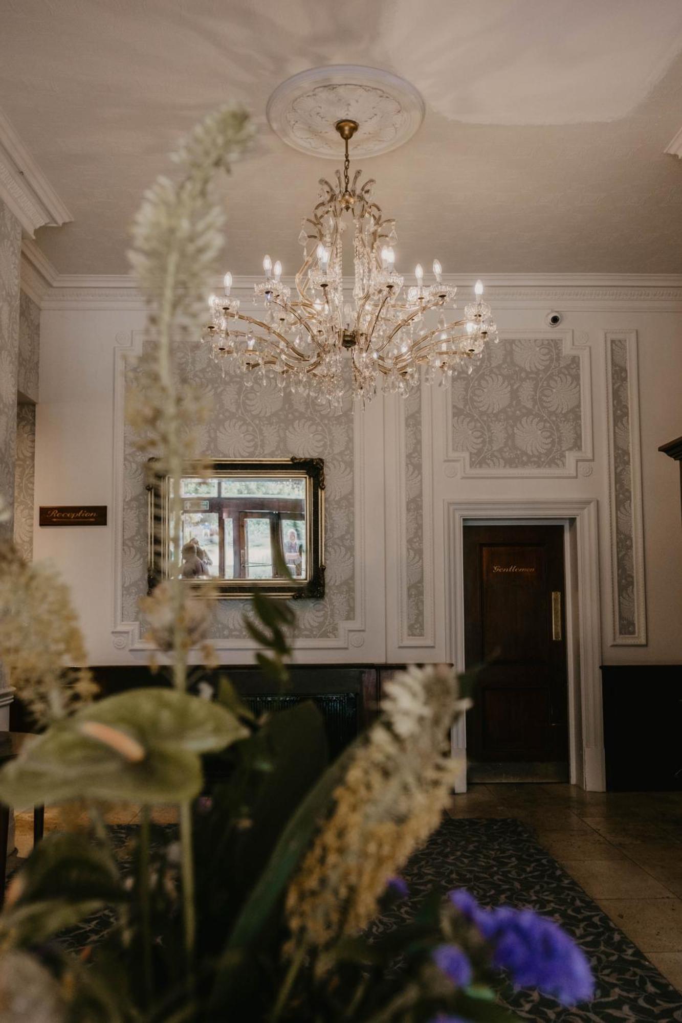 The Orwell Hotel Филикстоу Екстериор снимка