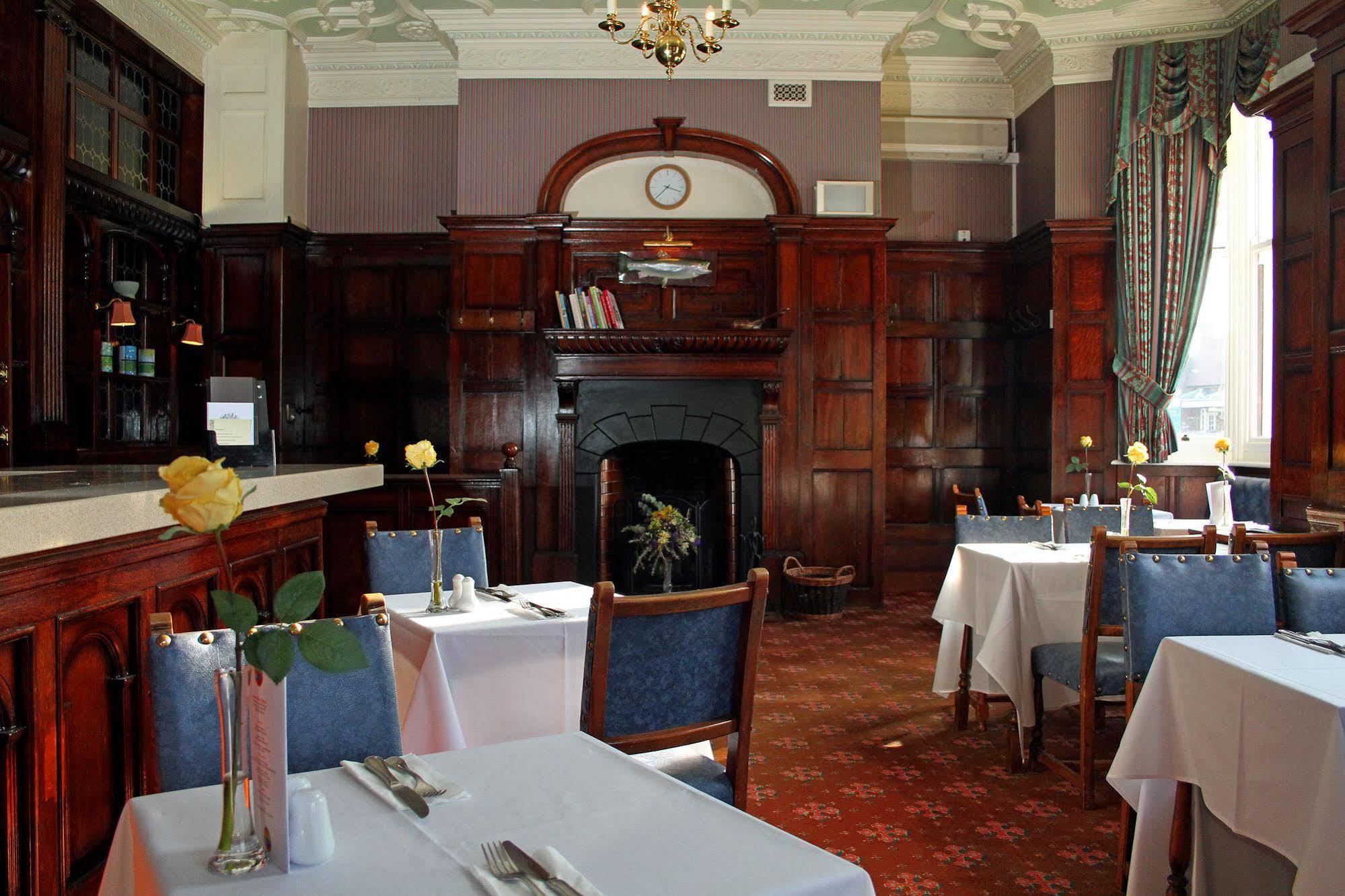 The Orwell Hotel Филикстоу Екстериор снимка