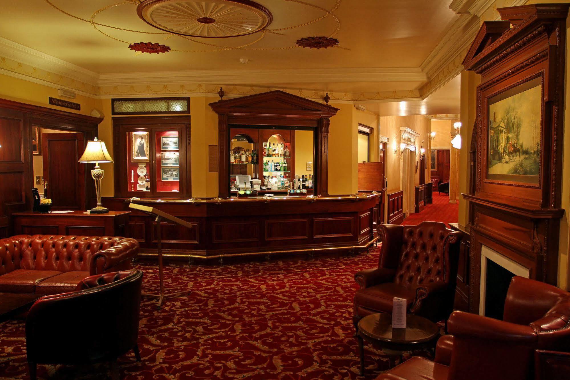 The Orwell Hotel Филикстоу Екстериор снимка